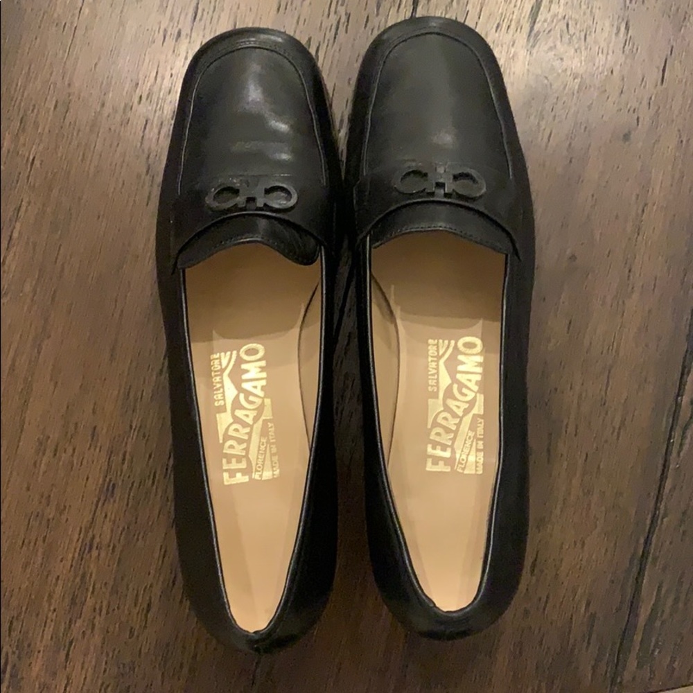 Salvatore Ferragamo Leather Flats